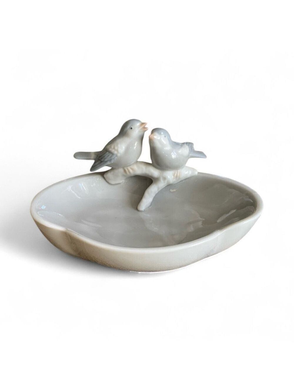 Otagiri (OMC) Ceramic Bird Trinket/Soap Dish with Gray Birds, Made in Japan.